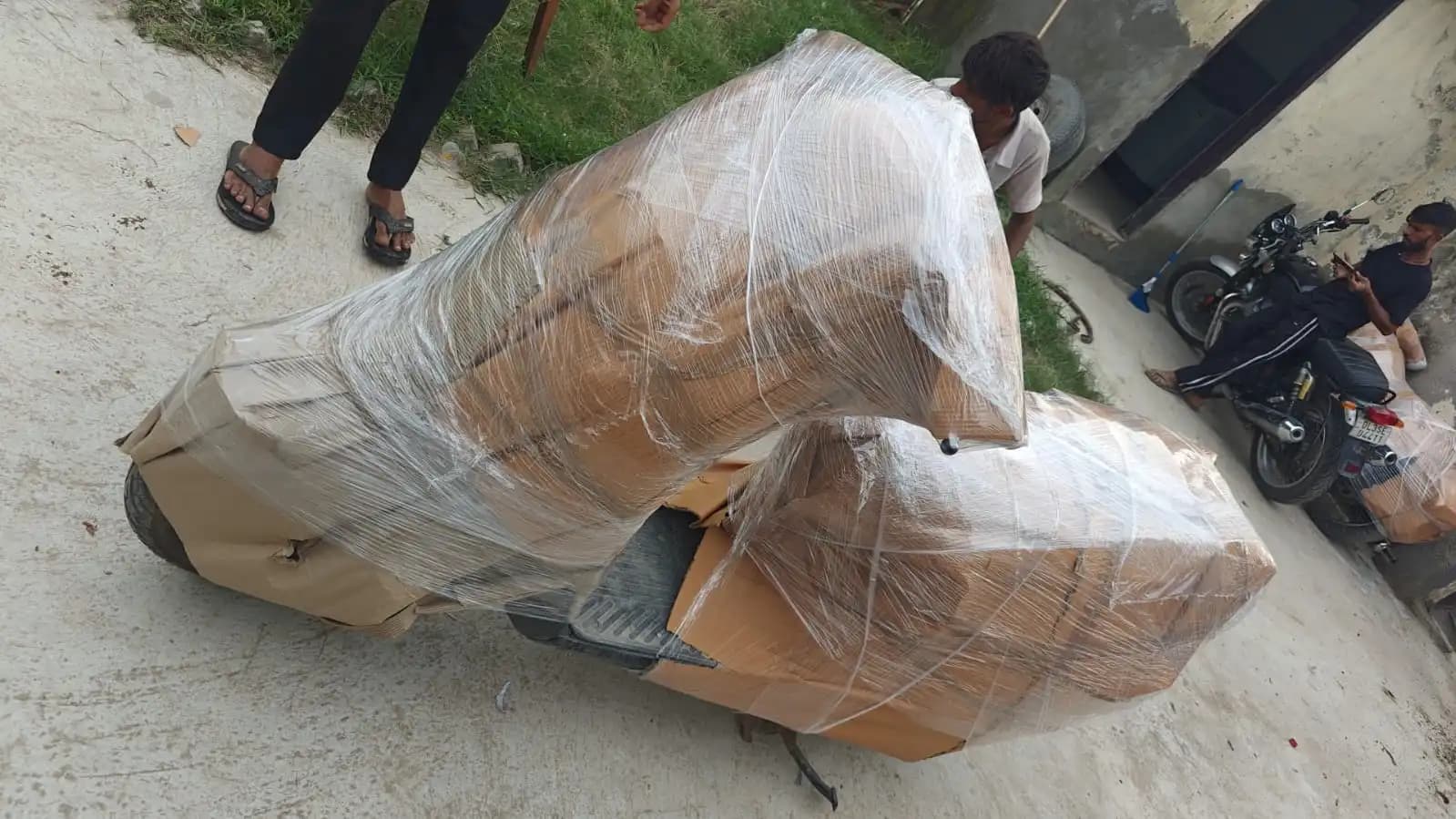 Packing and moving service 34