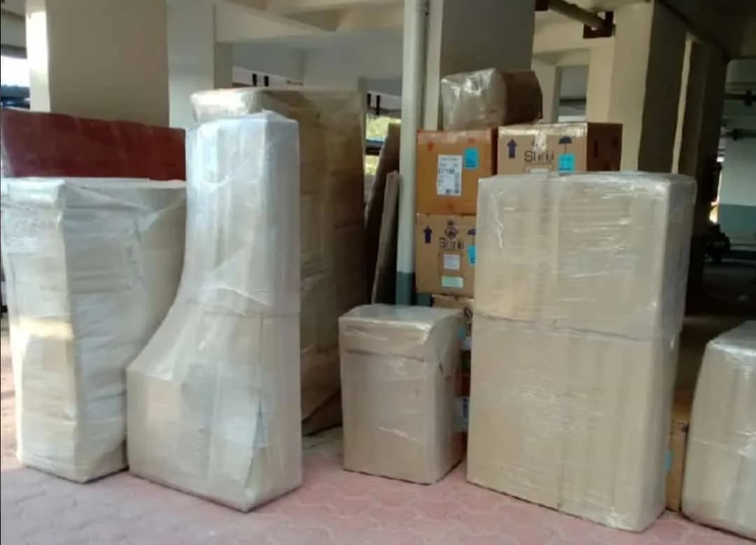 Household goods packing and home shifting service by Safexpress - 44