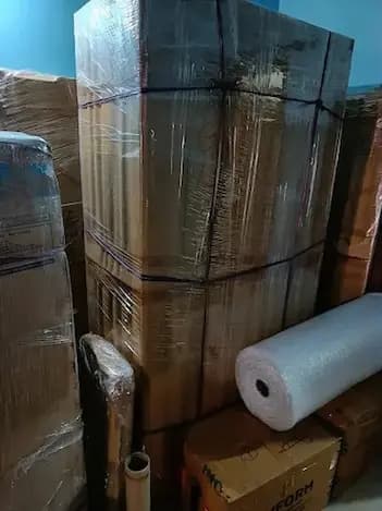 Packing and moving service 1
