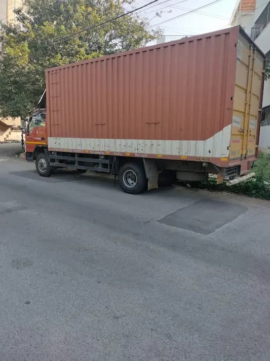 Packing and moving service 18