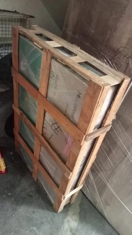 Packing and moving service 19